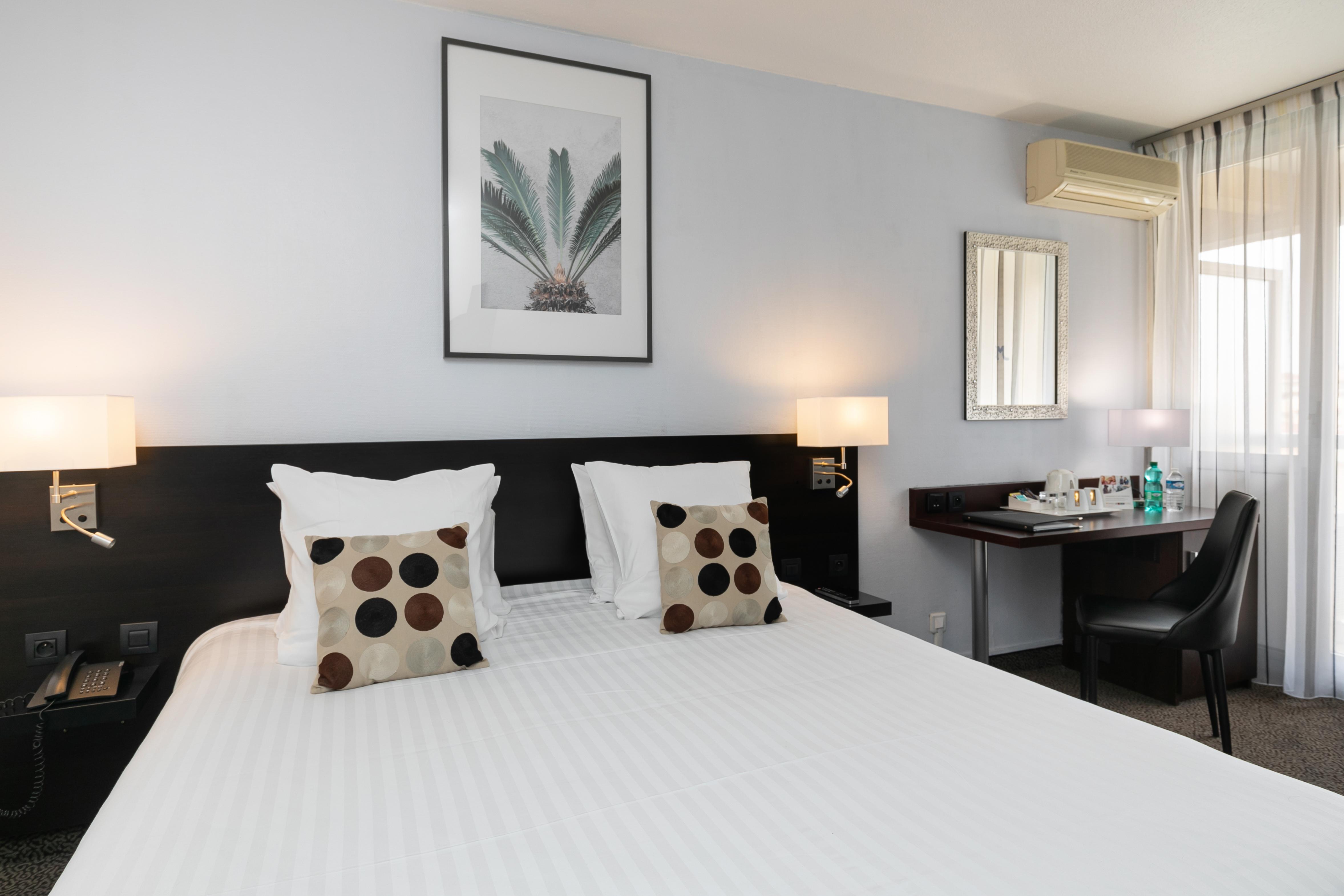 Best Western Hotel Mediterranee Menton Dış mekan fotoğraf